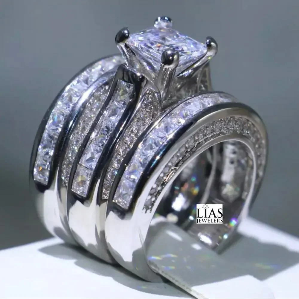 New 14k white gold wedding ring set